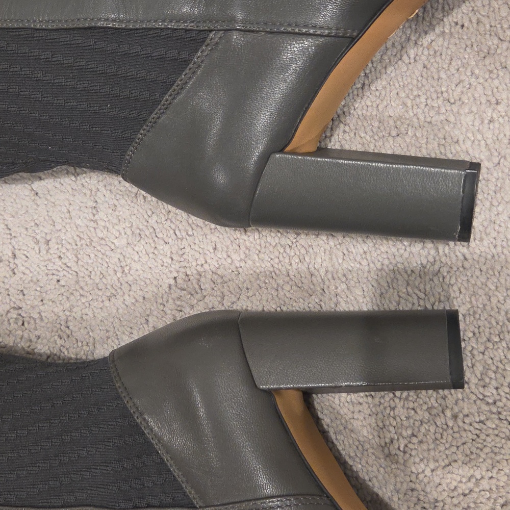 Vince Camuyo Majestie gray knee-high boots - Picture 5 of 9